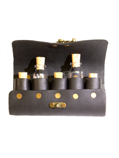 5er Tranktasche mit Riegelhaken 5er Tranktasche mit Riegelhaken